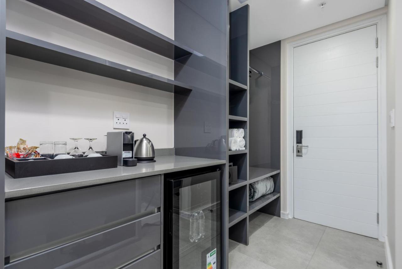 יוהנסבורג Reserved Suites Illovo מראה חיצוני תמונה