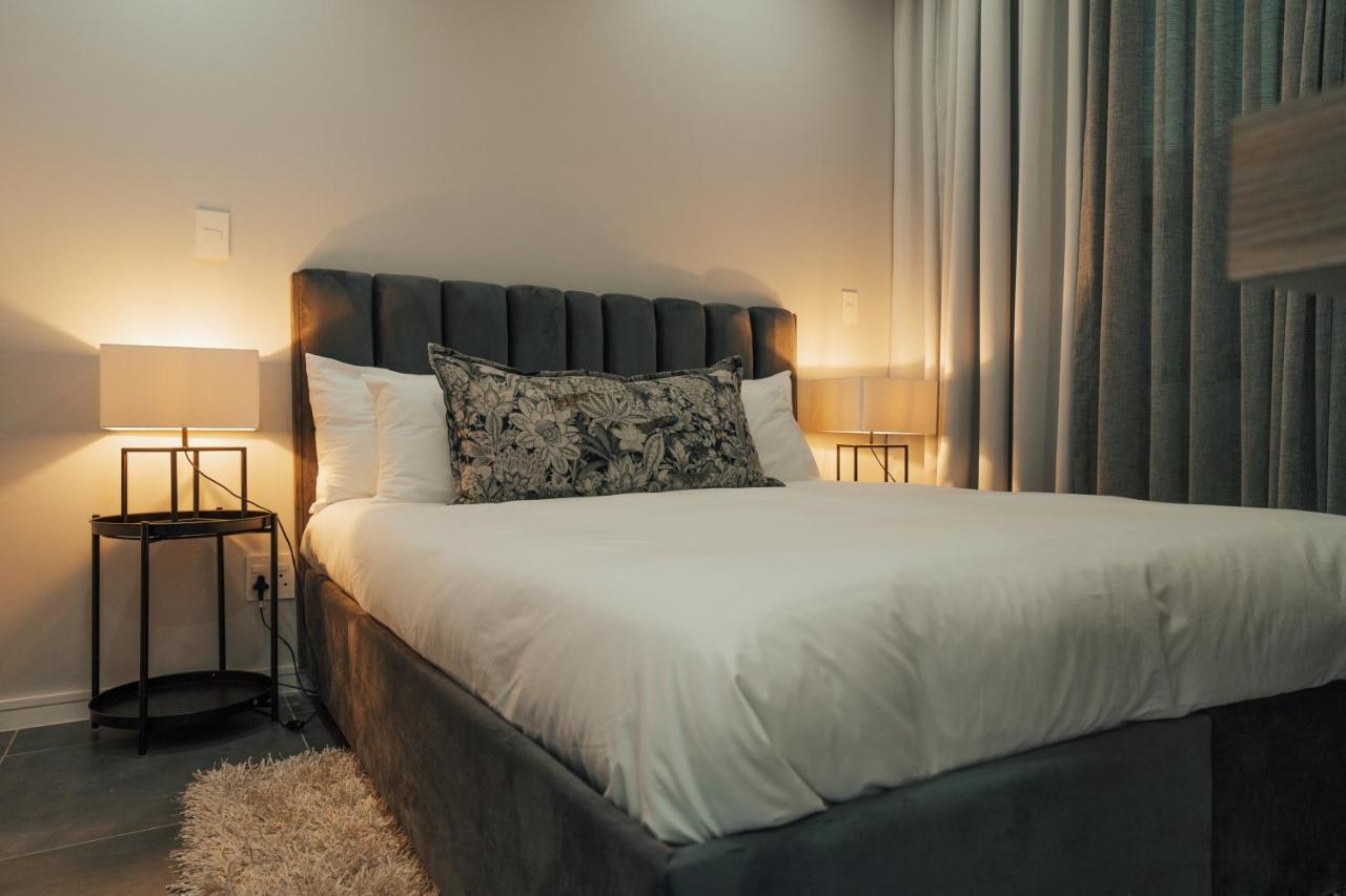 יוהנסבורג Reserved Suites Illovo מראה חיצוני תמונה