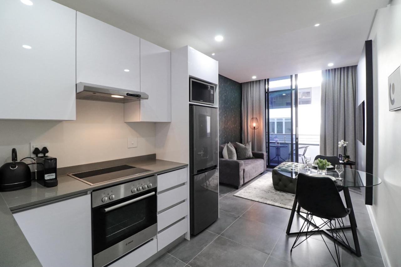 יוהנסבורג Reserved Suites Illovo מראה חיצוני תמונה
