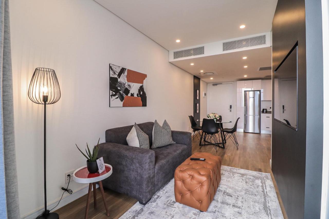 יוהנסבורג Reserved Suites Illovo מראה חיצוני תמונה
